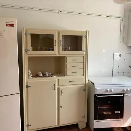 Zia Teresa Fitta In *